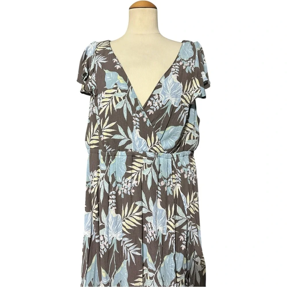 torrid Brown & Light Blue Floral Wrap Maxi Dress - Picture 3 of 6